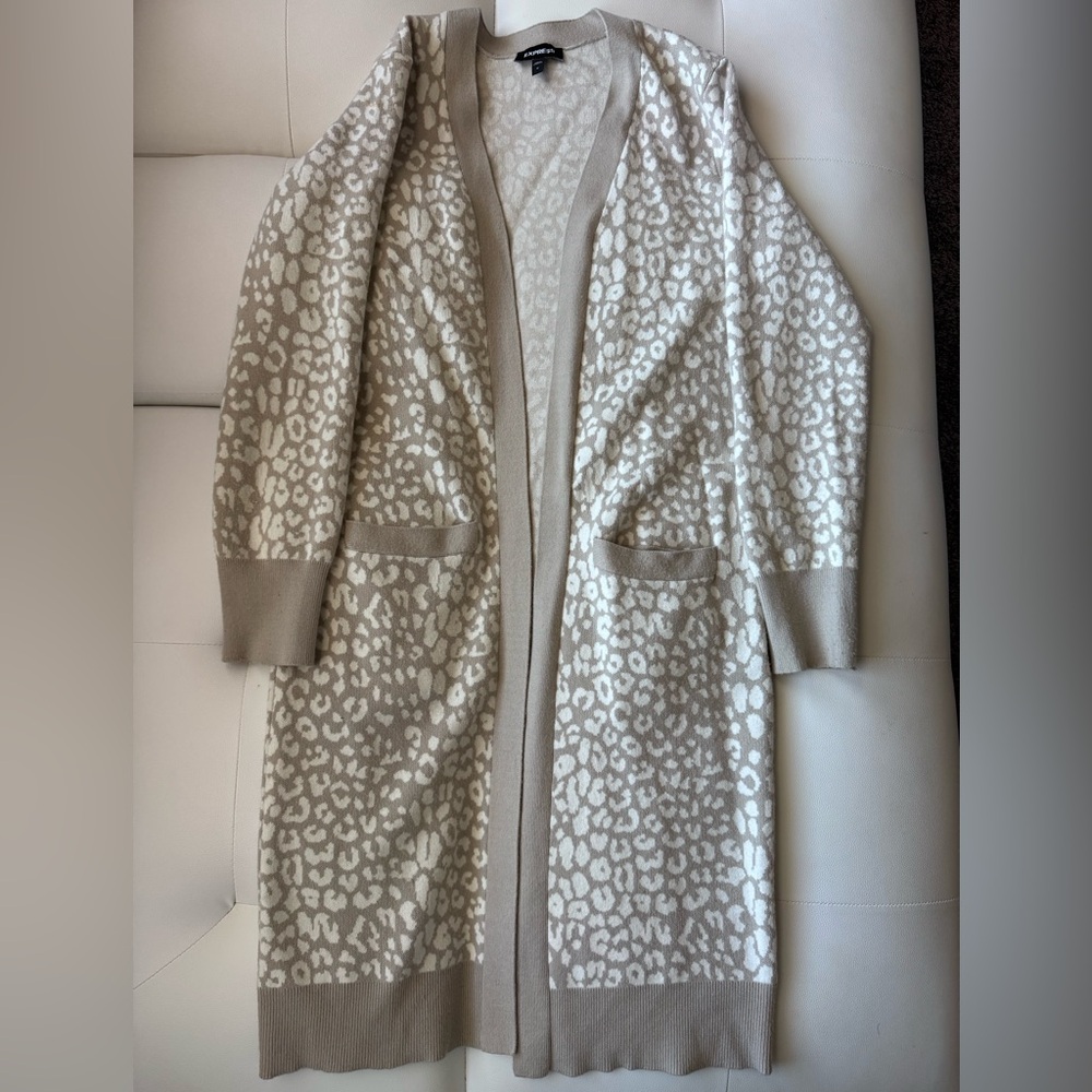 Express Women’s Cheetah Print Cardigan